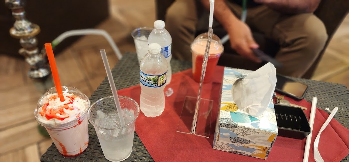 Al Keif Hookah Lounge - Photo 1