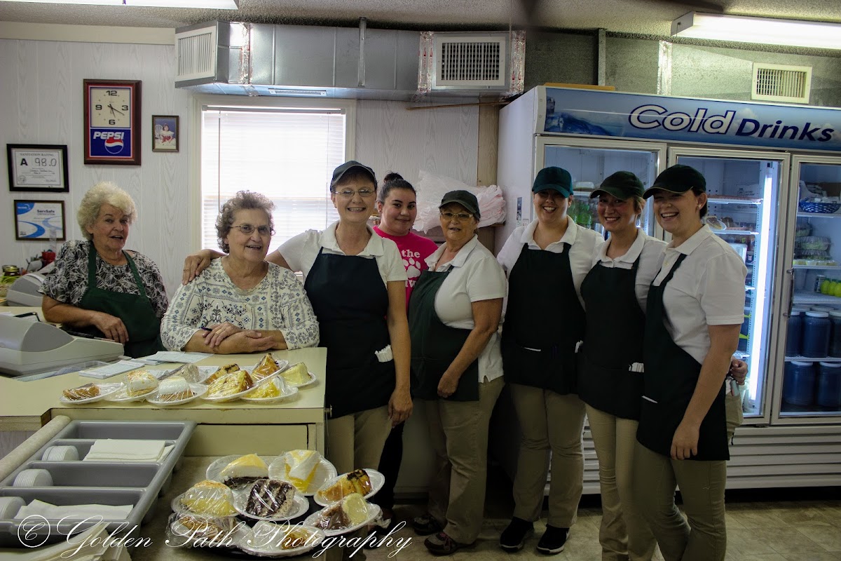 Johnny's Seafood - Photo 9
