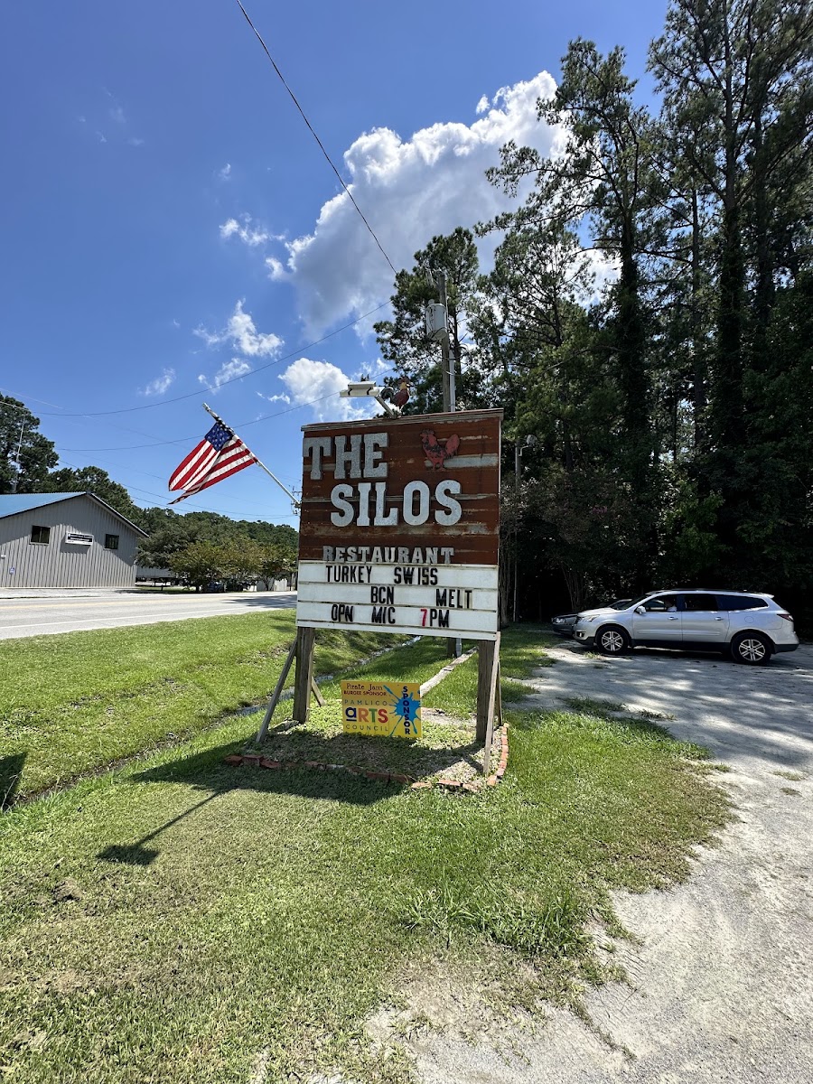 The Silos Restaurant - Photo 4