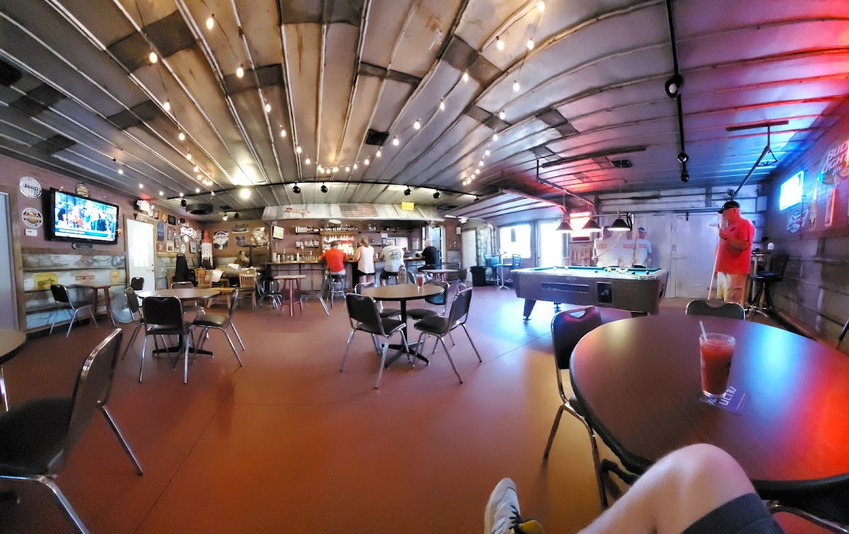 Jays Midlake Bait.Tackle.Restaurant - Photo 8