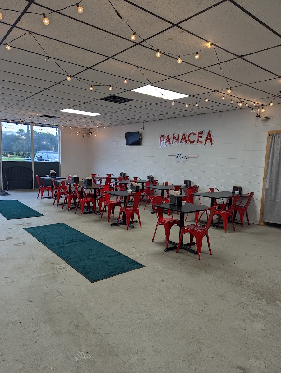 Panacea Pizza - Photo 3