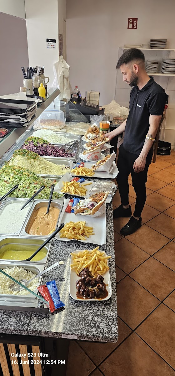 Berlin Döner Holzhausen - Photo 4