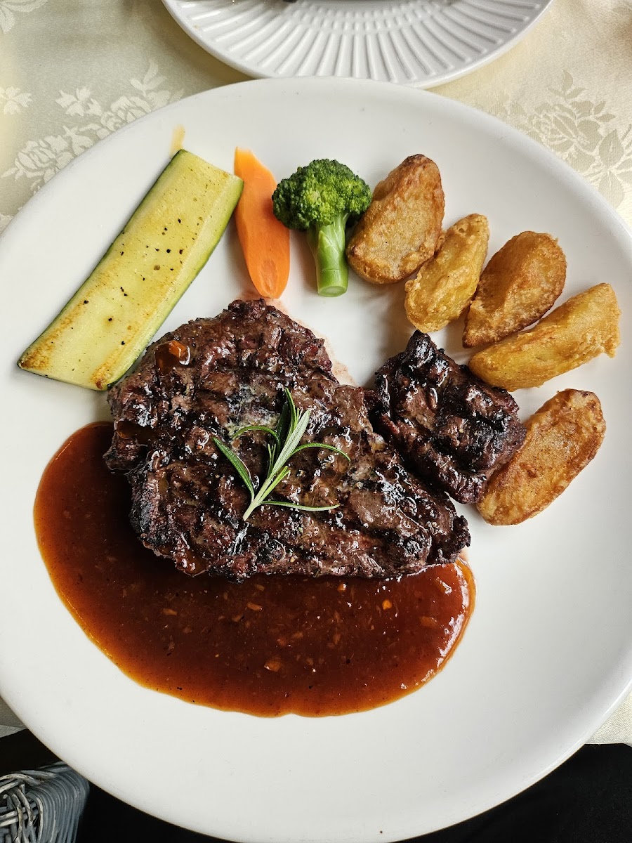 Kensington Western Restaurant ( Cameron Highland) - Photo 5
