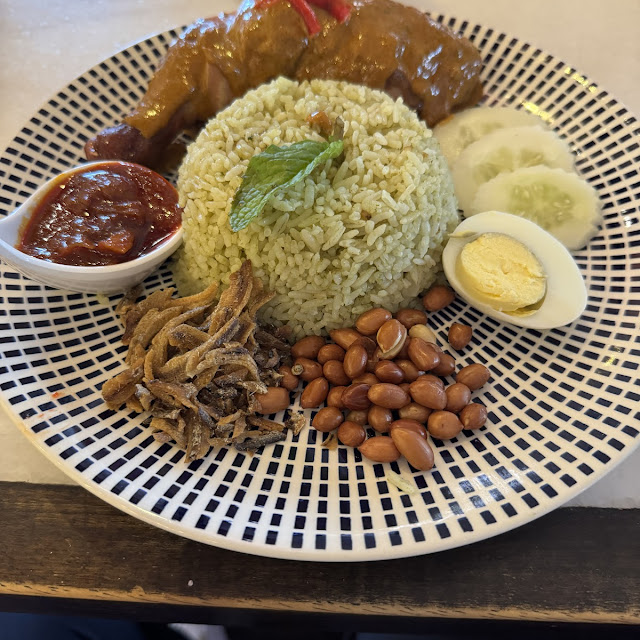 Vegetarian Nasi Goreng Kampung