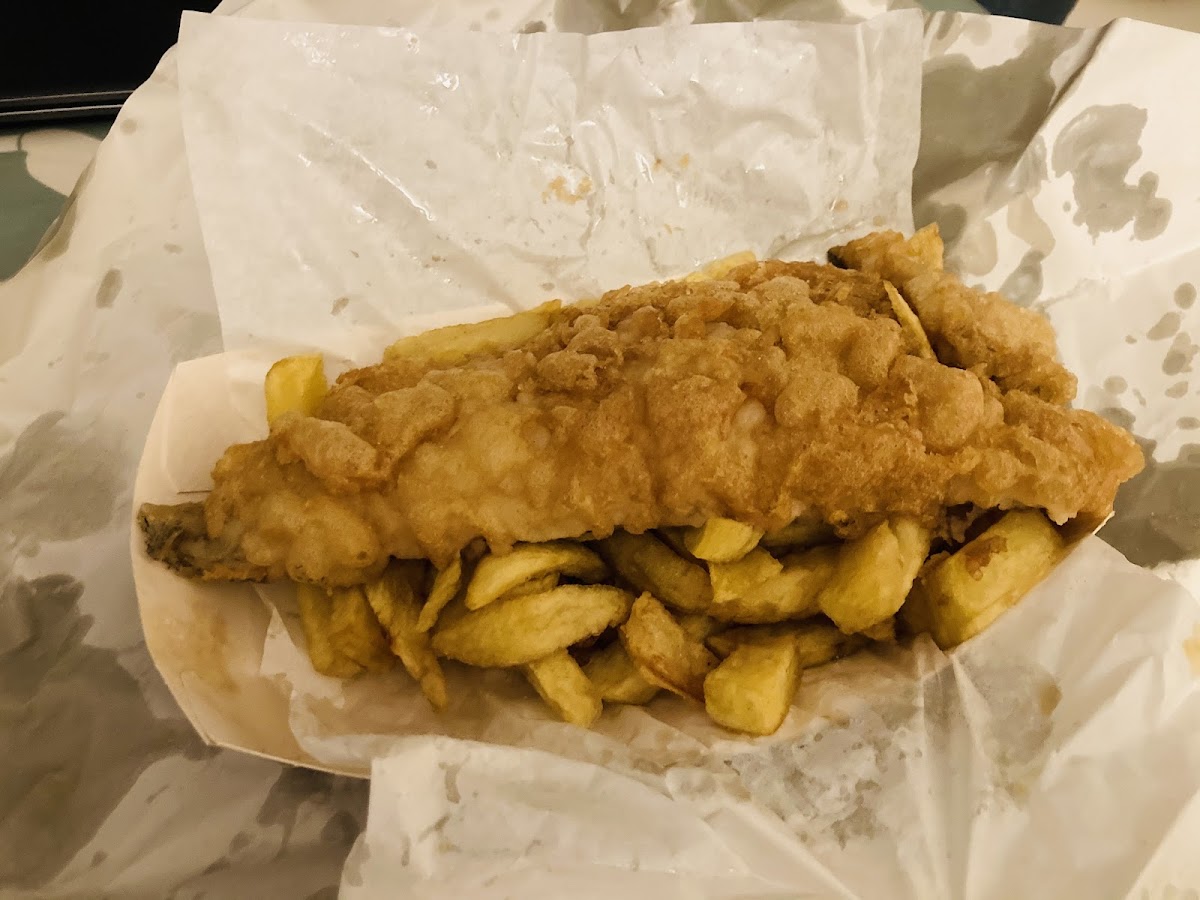 Lee's Fish & Chips - Photo 1