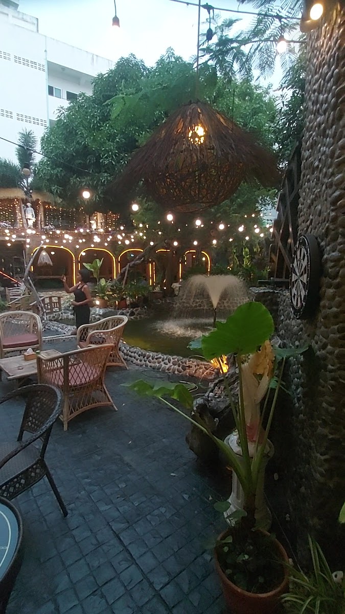 Q GARDEN - Photo 1
