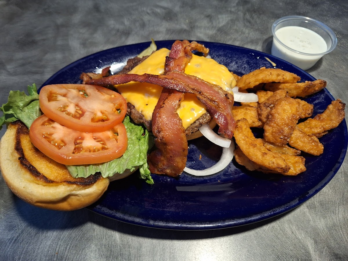 Frankie's - Photo 3