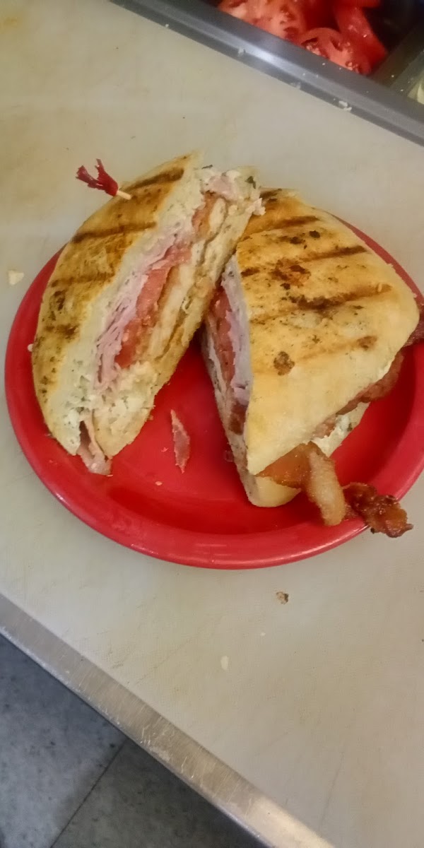 Frankie's - Photo 6