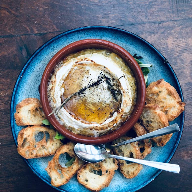 Petit Camembert Rôti Au Miel