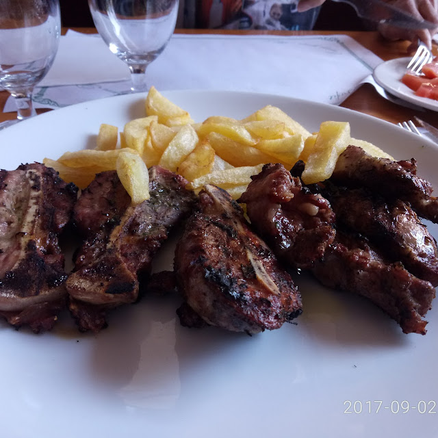 Carrilleres I Peus De Porc