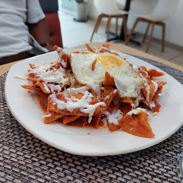 Chilaquiles Con Huevo