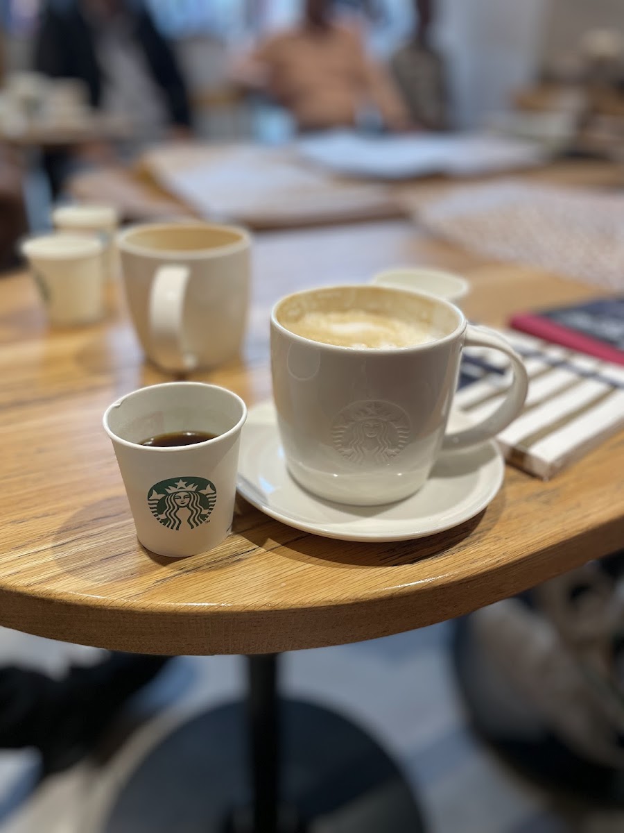 Starbucks Tyger Valley - Photo 3