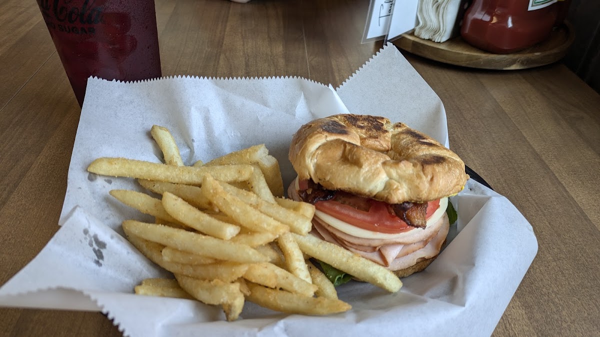 Taylor's Kitchen and Catering - Photo 5