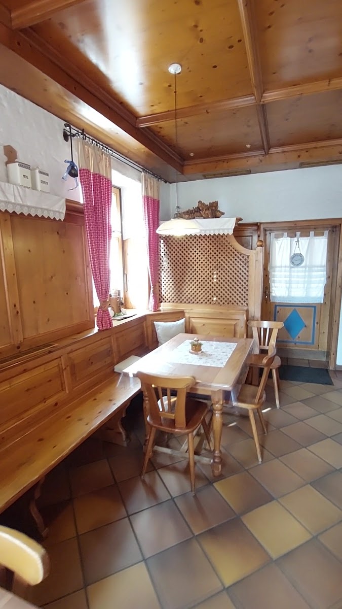 Landgasthof Weitzer - Photo 1
