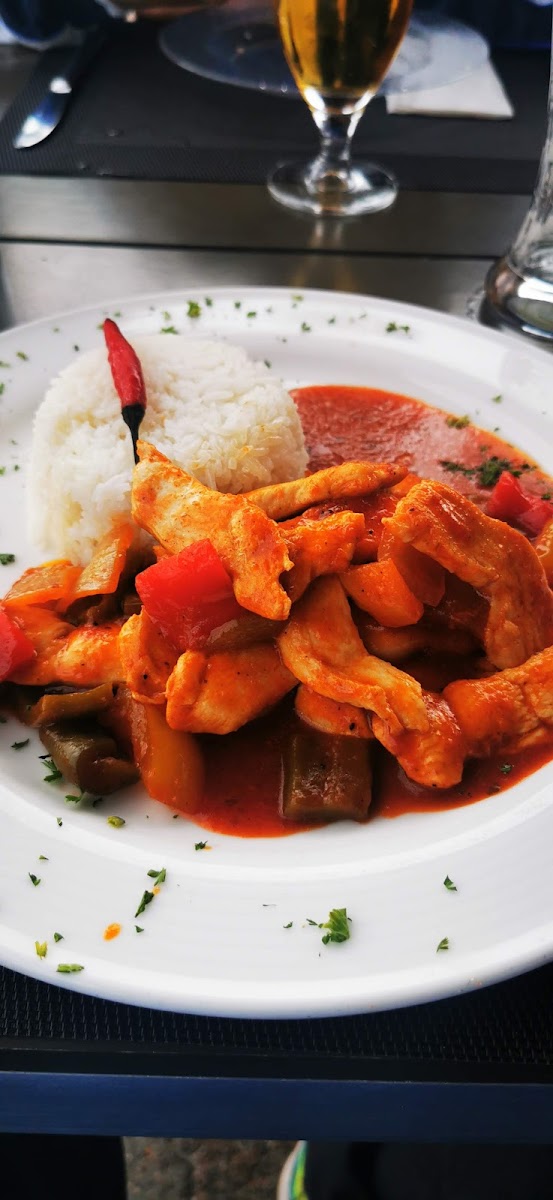 Mai’s Timeout Restaurant - Photo 4