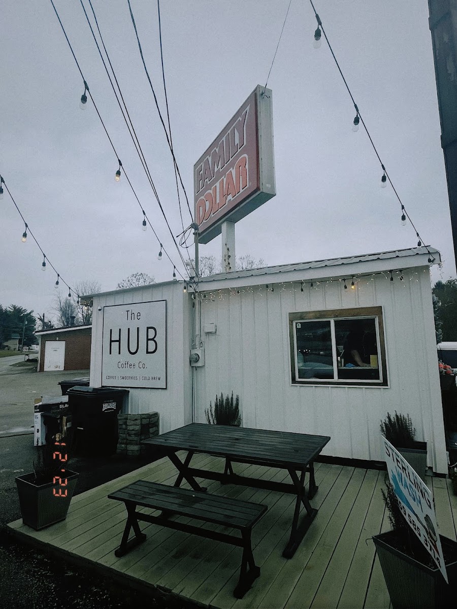 The Hub Coffee Co. - Photo 3