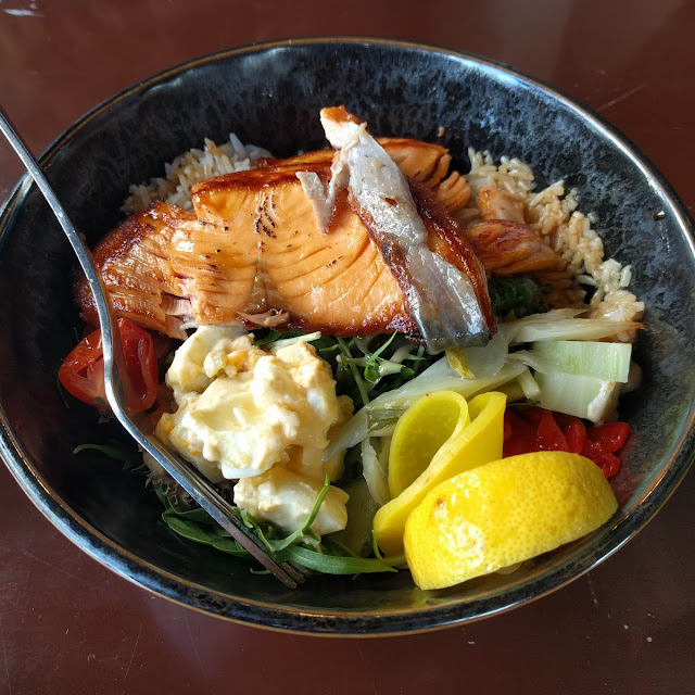 Pad Thai with Seafood