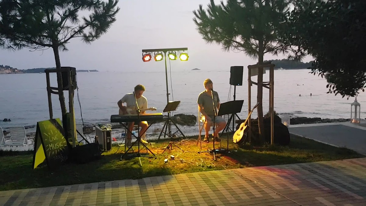 Beach Bar Rovinj - Photo 1