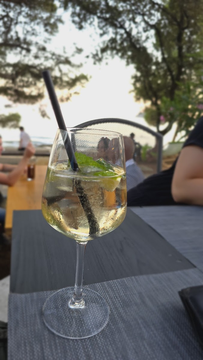 Beach Bar Rovinj - Photo 7