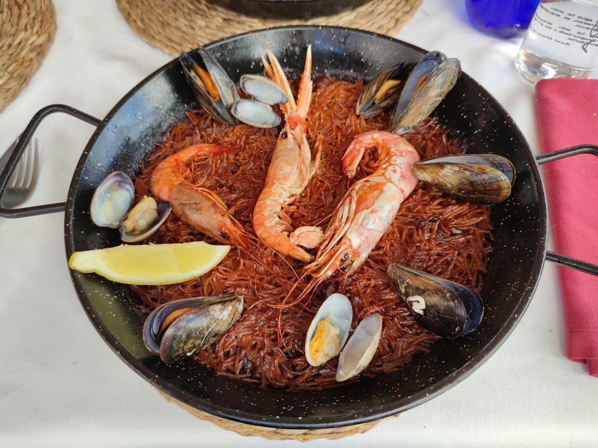 Bahia Blanca Restaurante & Cafe - Photo 4