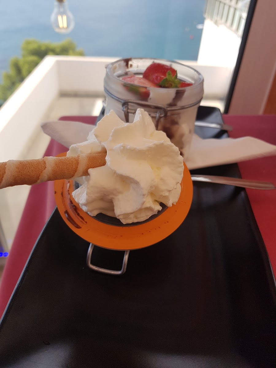 Bahia Blanca Restaurante & Cafe - Photo 7