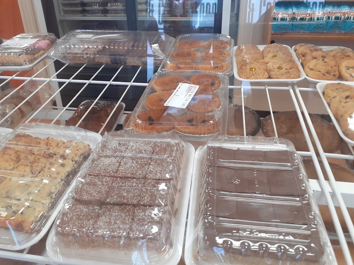 Dot's Bakery & Coffee Shop - Photo 8