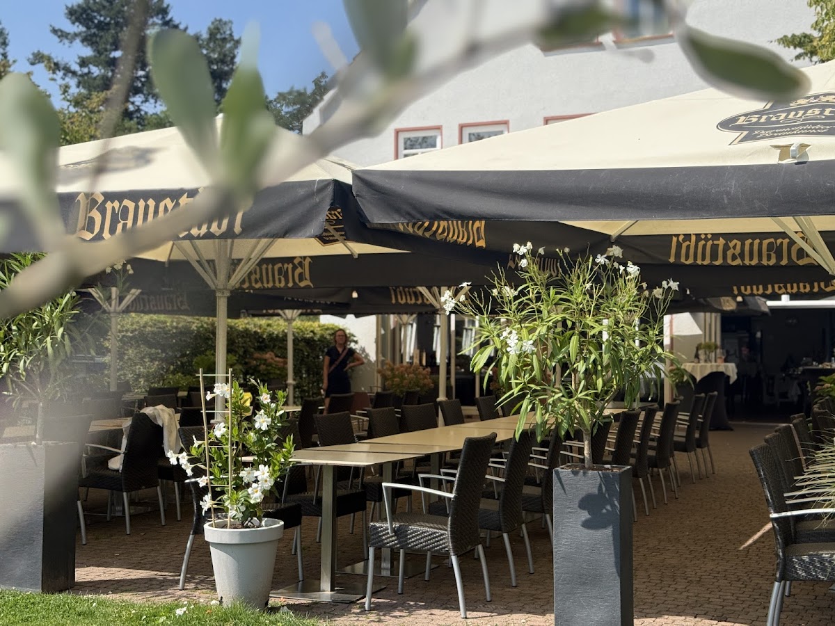 Salvo Golf-Club Restaurant - Photo 2