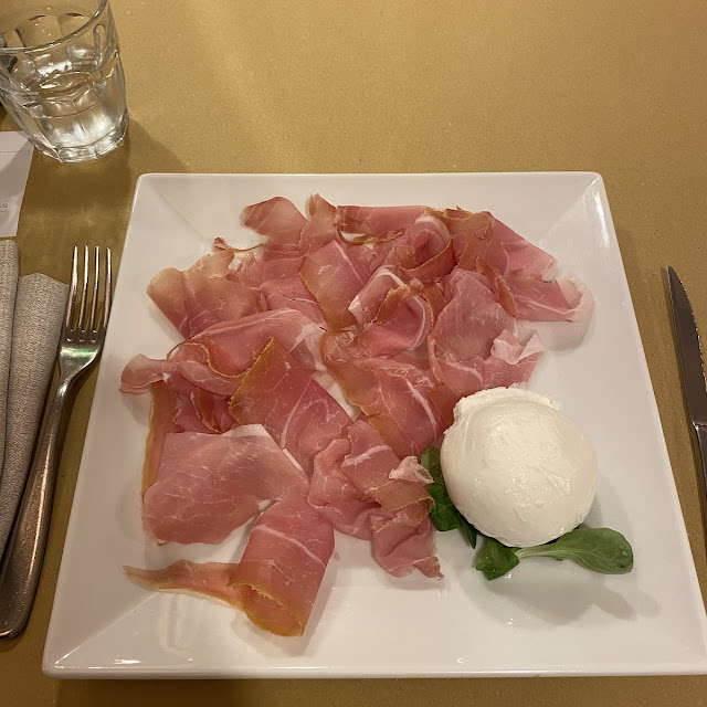 Crudo E Bufala