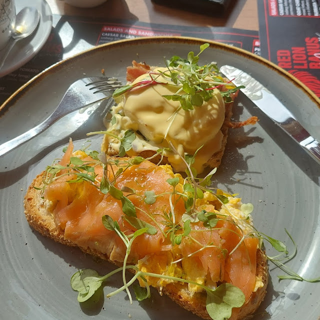 Salmon Roll