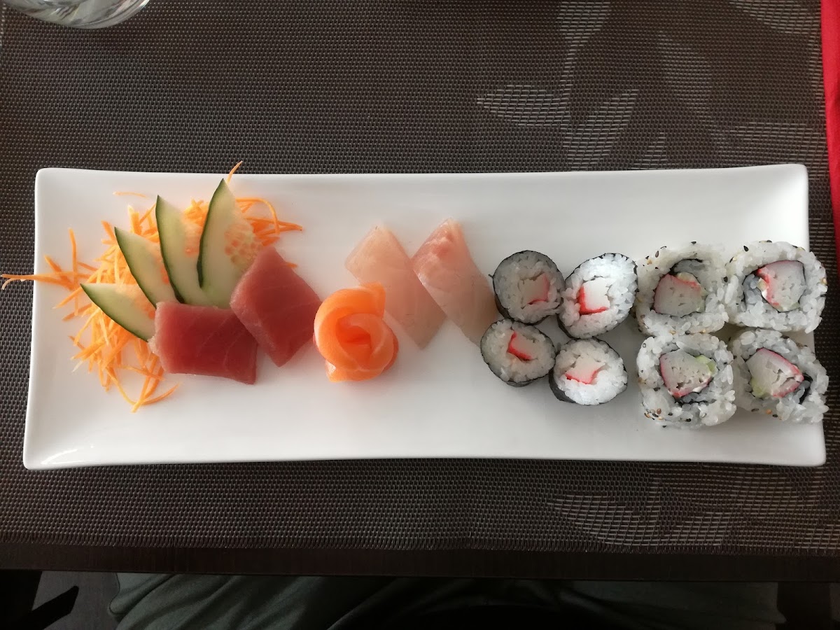 Sushi Fo - Photo 4