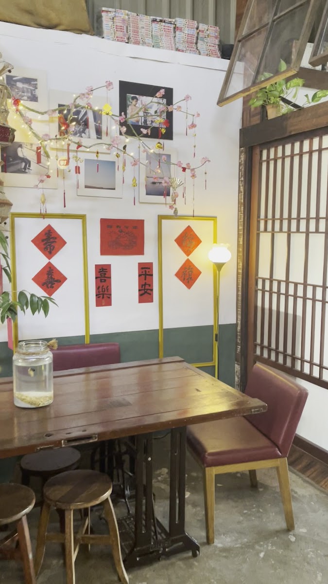 Cafe Jufei 聚啡馆 - Photo 1