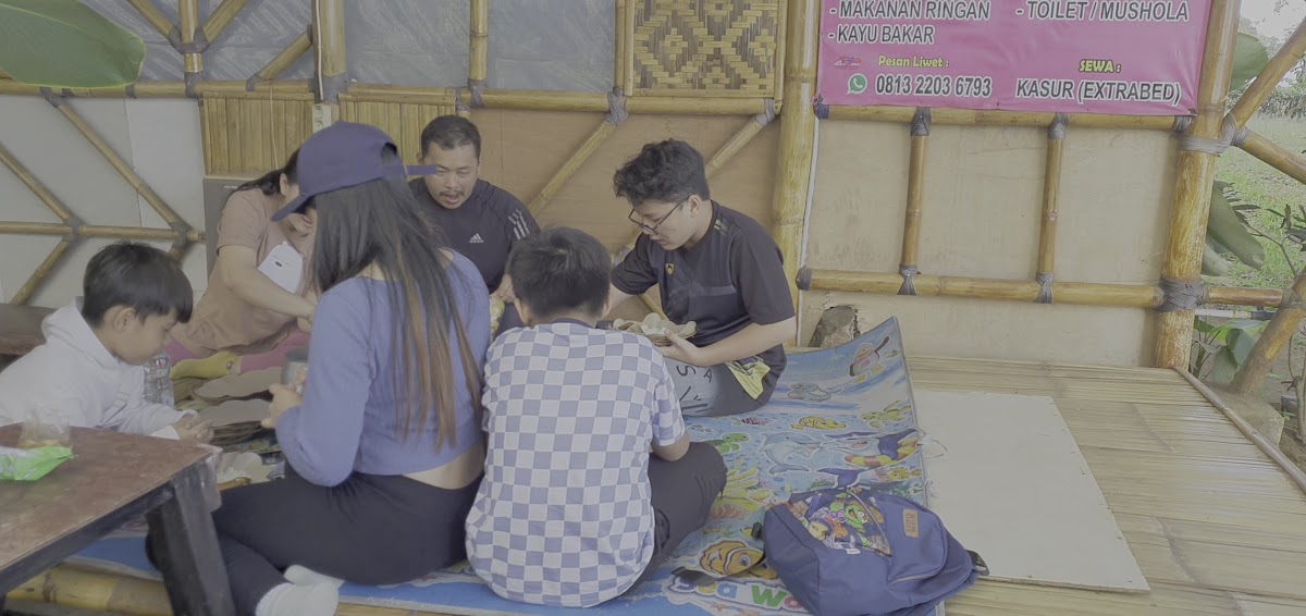 Saung Liwet Mang Asep - Photo 1