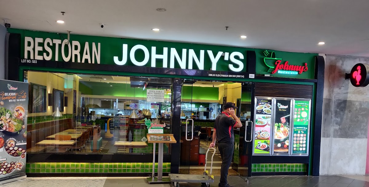 Johnny's Restaurant AEON Melaka