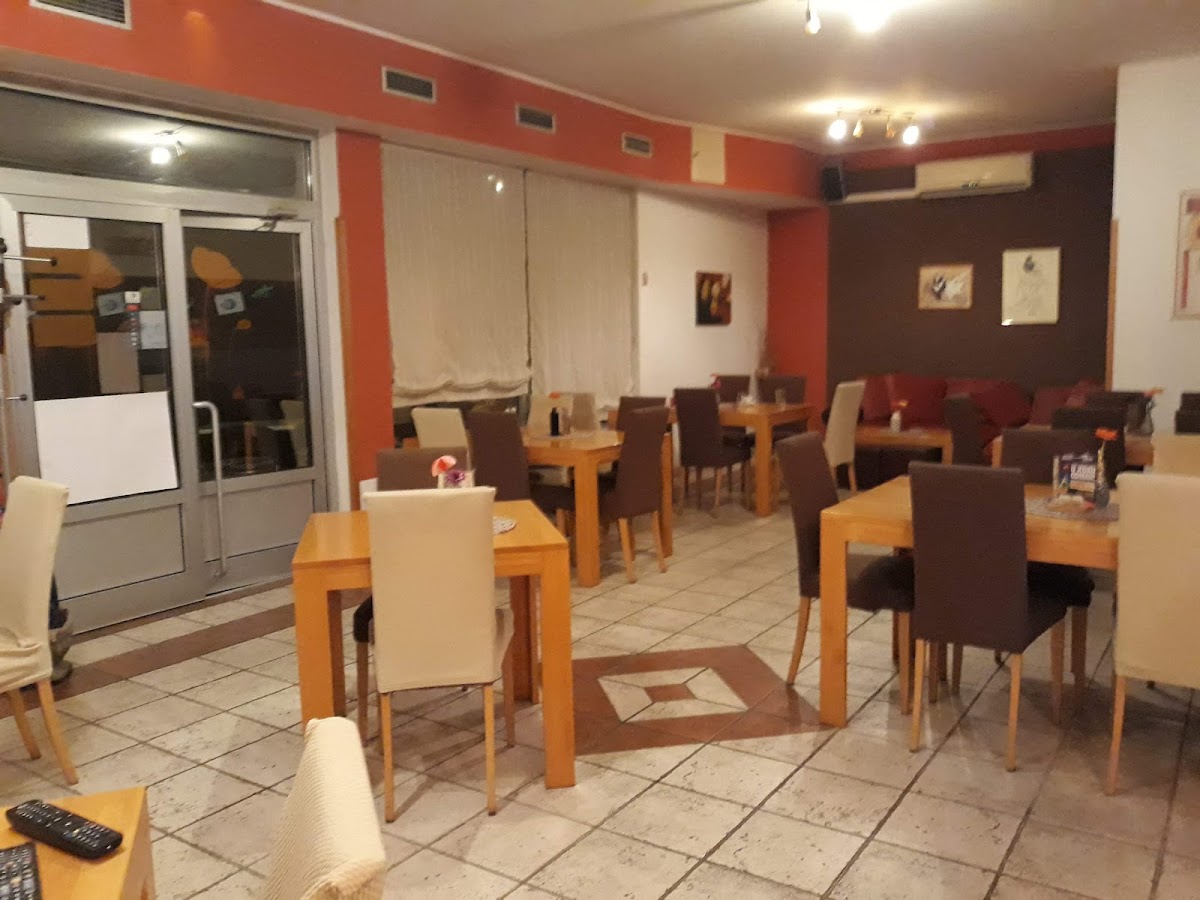 Pizzeria Majo - Photo 5