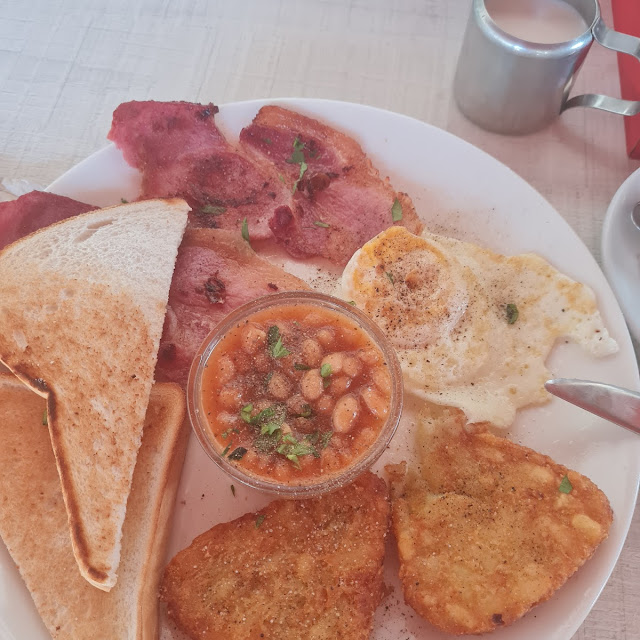 English Breakfast