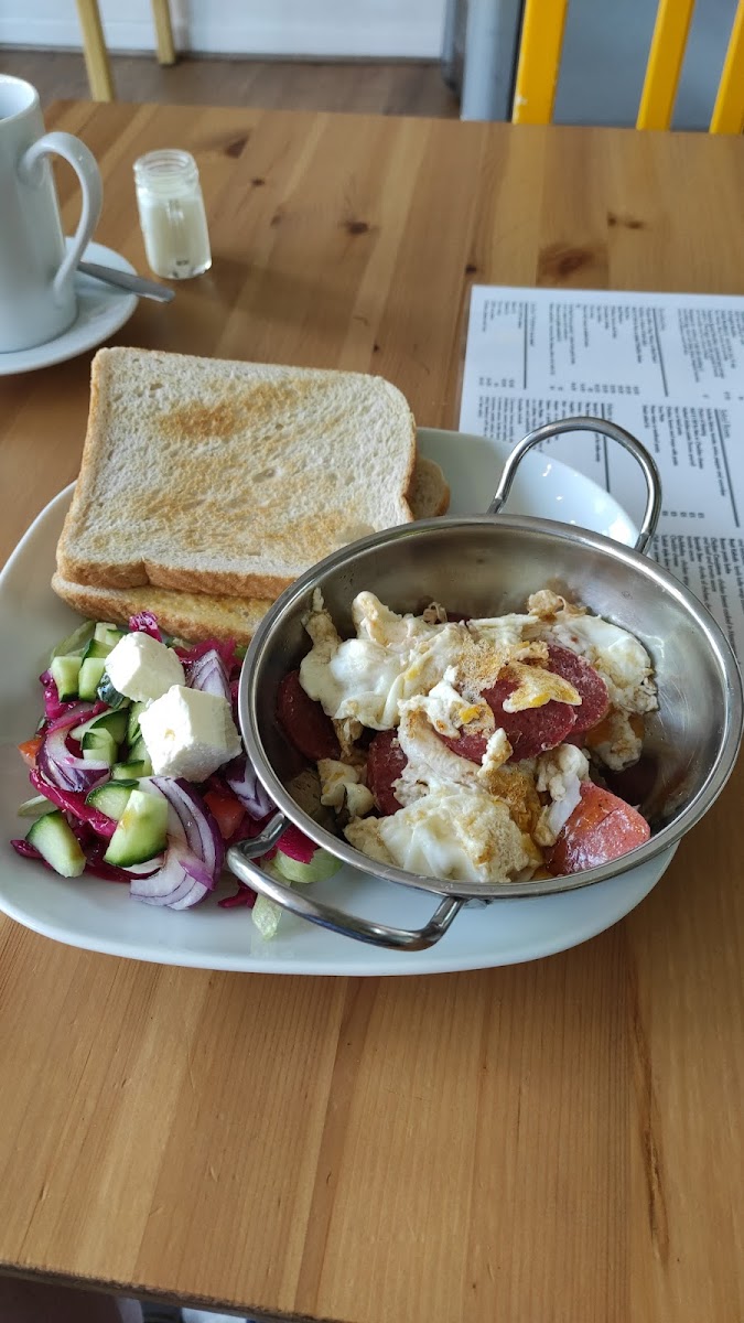Turquoise Sandwich Bar - Photo 9