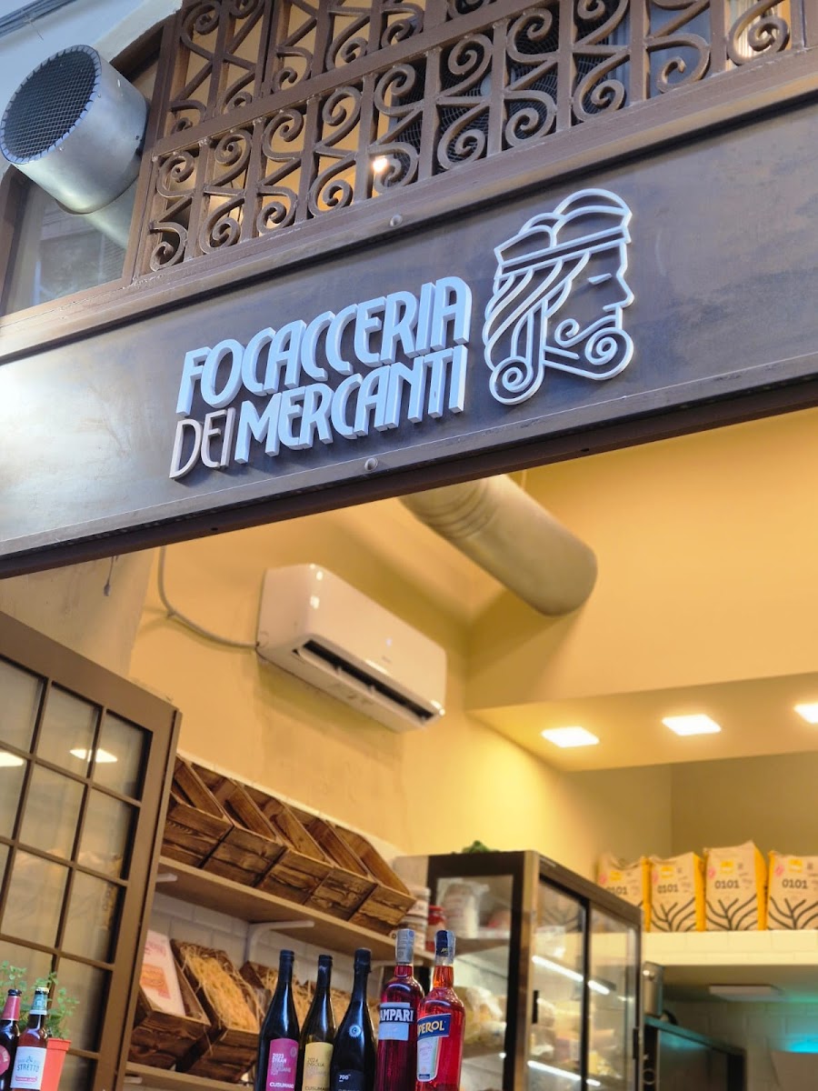 Focacceria dei Mercanti - Photo 2