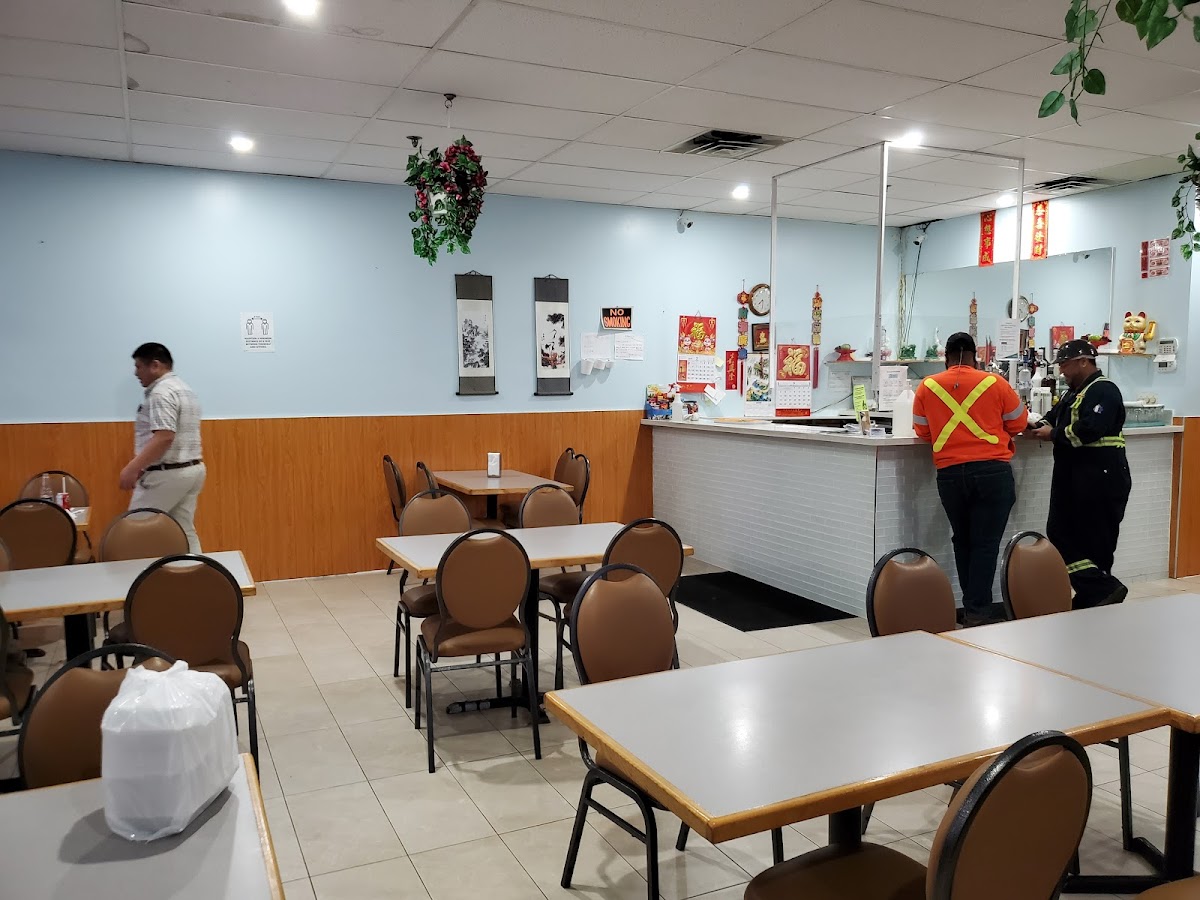 Enmore Nanking Restaurant - Photo 6