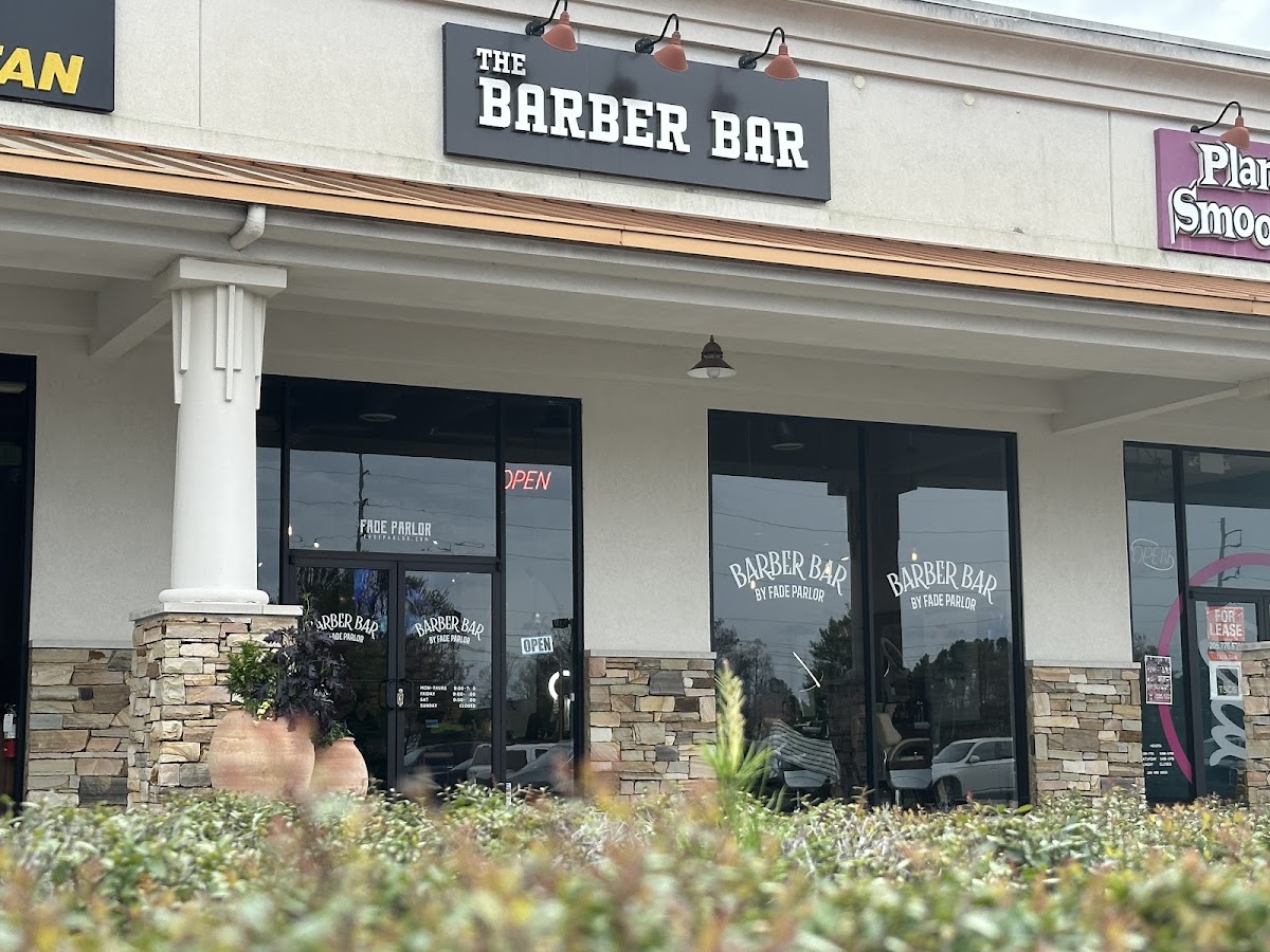 Barber Bar by Fade Parlor - Photo 2