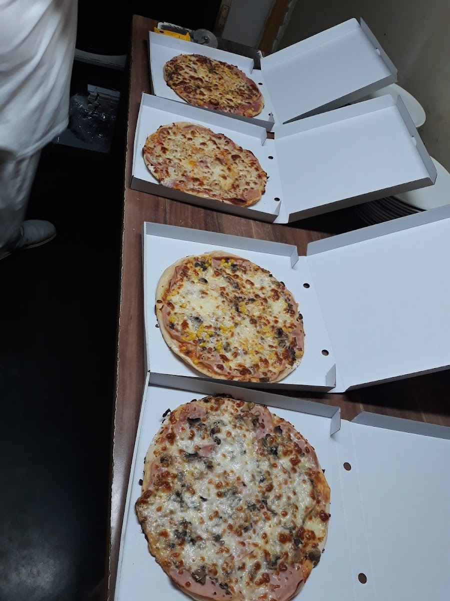 Pizzeria Sapori - Photo 8