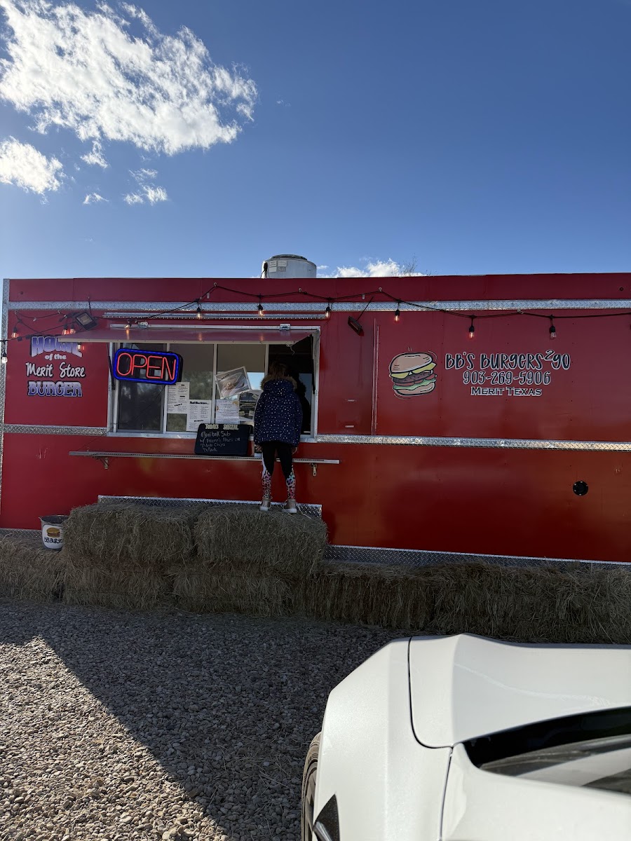 BB's Burgers 2Go - Photo 2