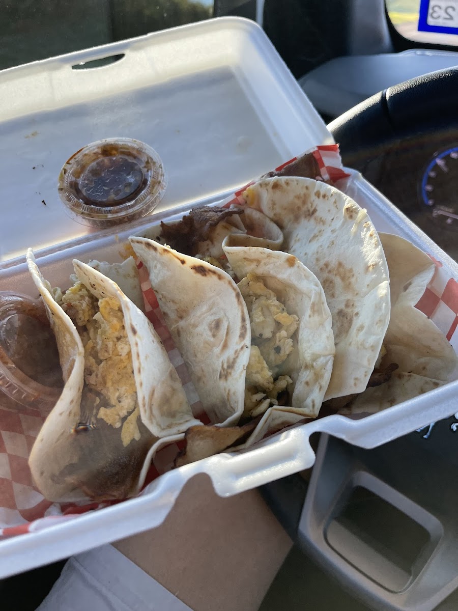 BB's Burgers 2Go - Photo 6