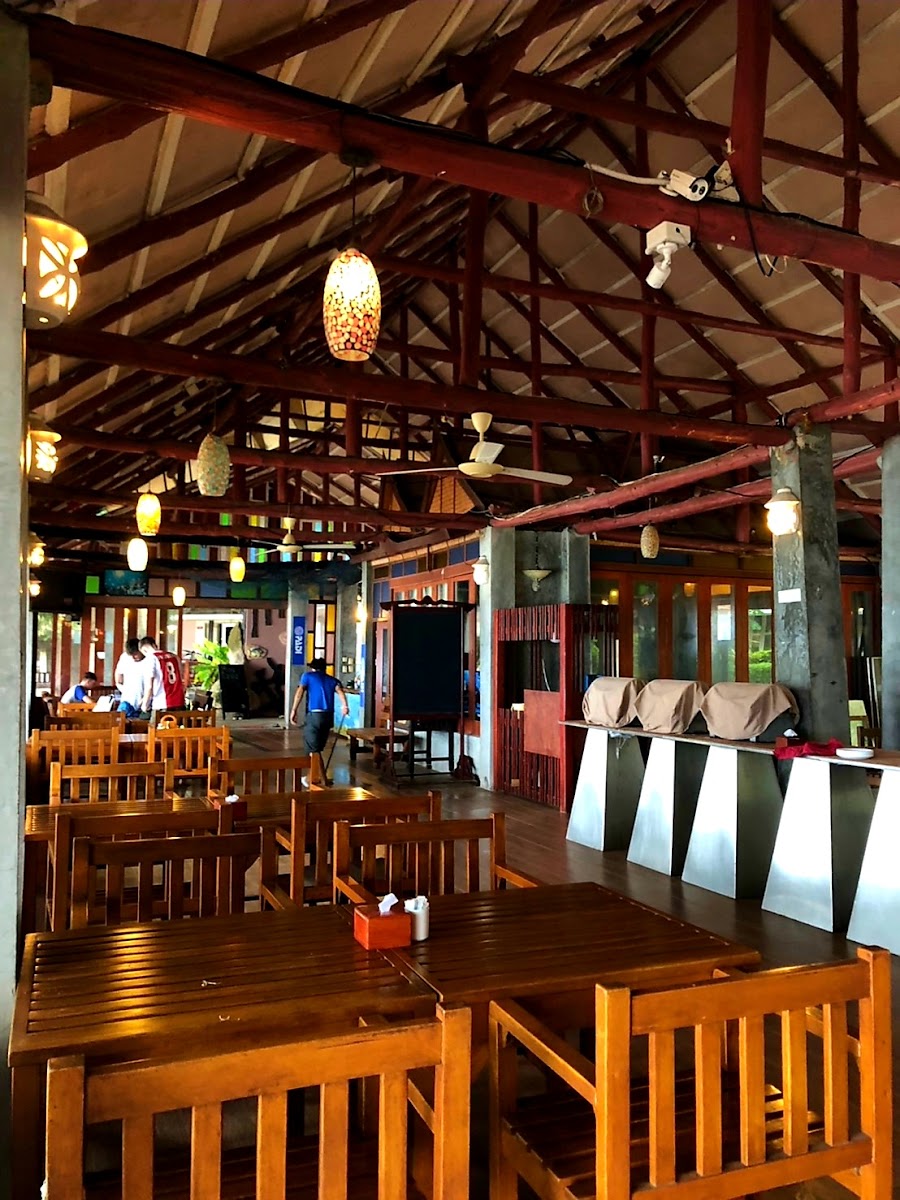 Happy Snapper Restaurant - Coral Grand Resort