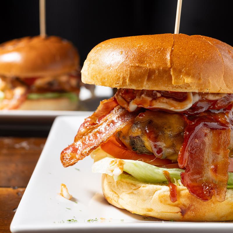 Lucky’s 777 Bar & Grill - Photo 3