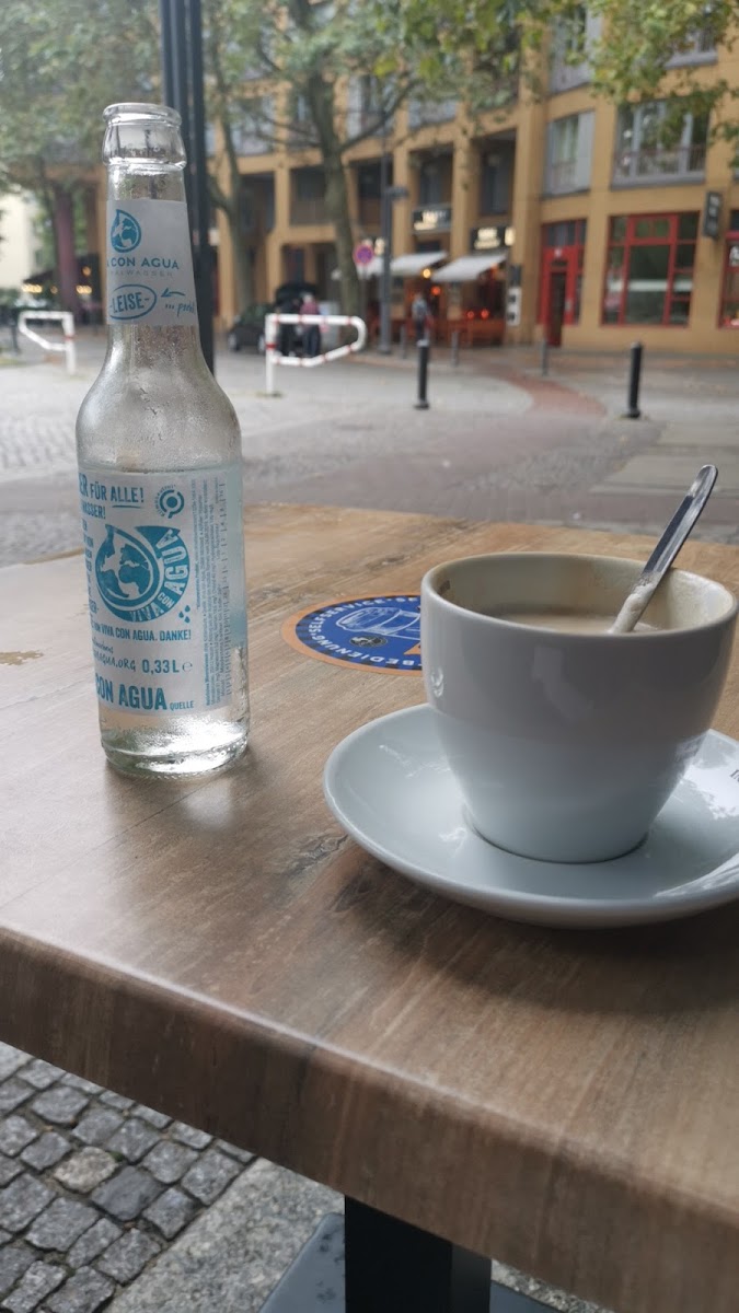 Meyerbeer Coffee Shop - Photo 6