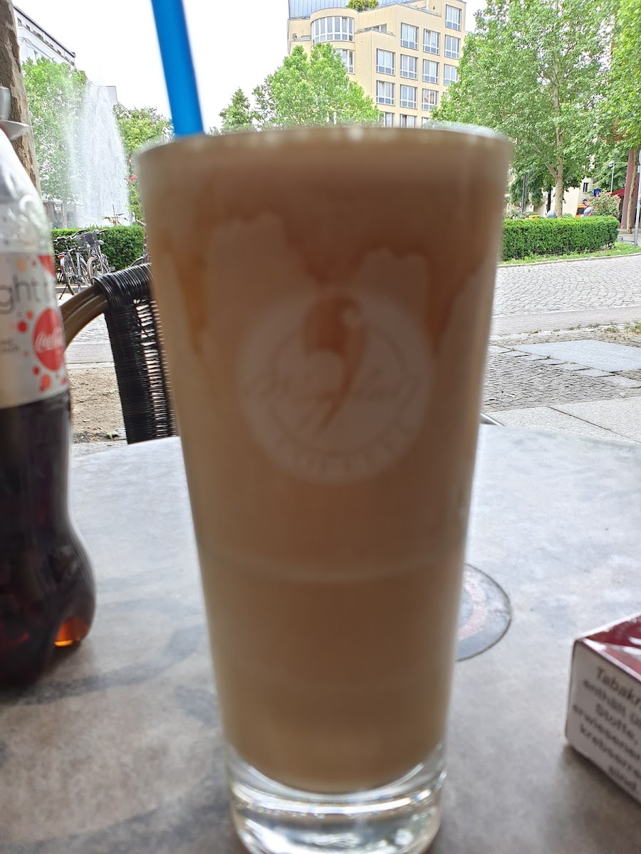 Meyerbeer Coffee Shop - Photo 7