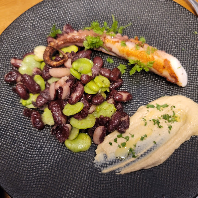 Octopus and Hummus