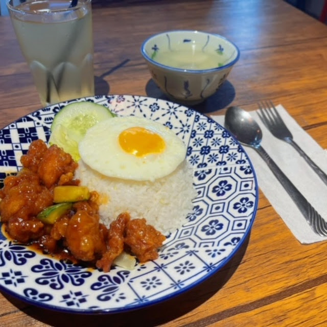 Sweet and Sour Chicken Set Meal