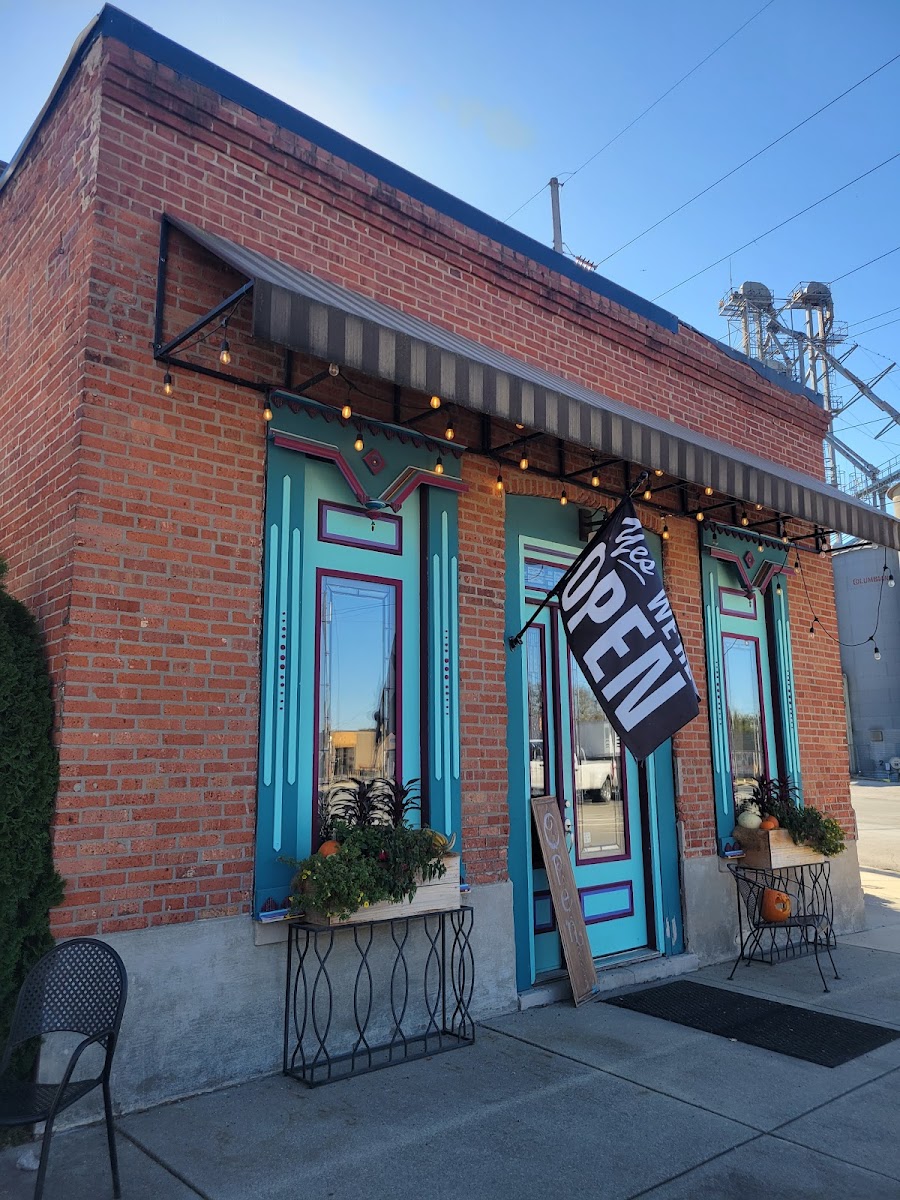 Interurban Merchant - Photo 3