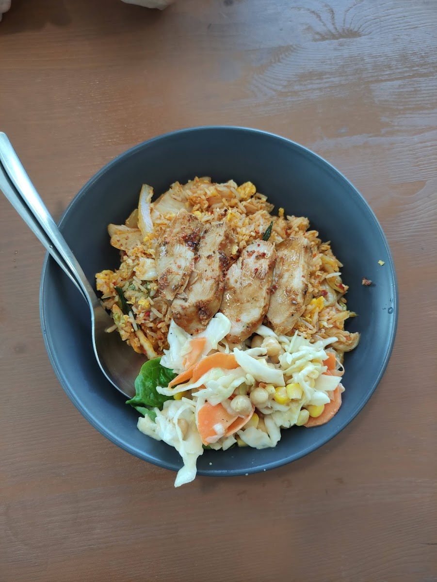 RealBites Cafe - Photo 4